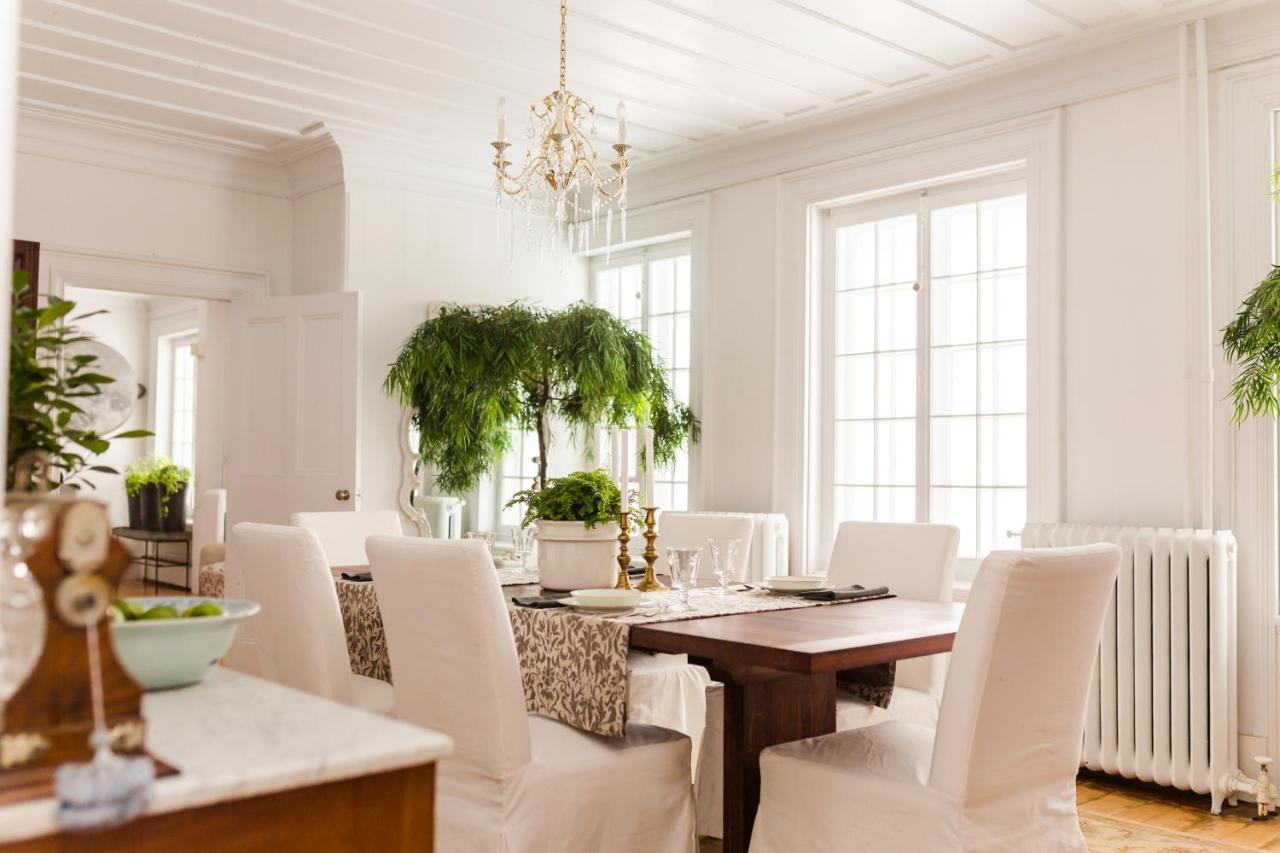 Le Vieux Presbytere Bed & Breakfast Saint-Vallier