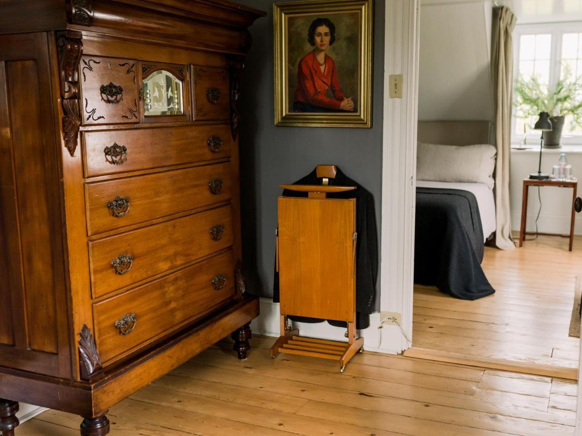 Le Vieux Presbytere Bed & Breakfast